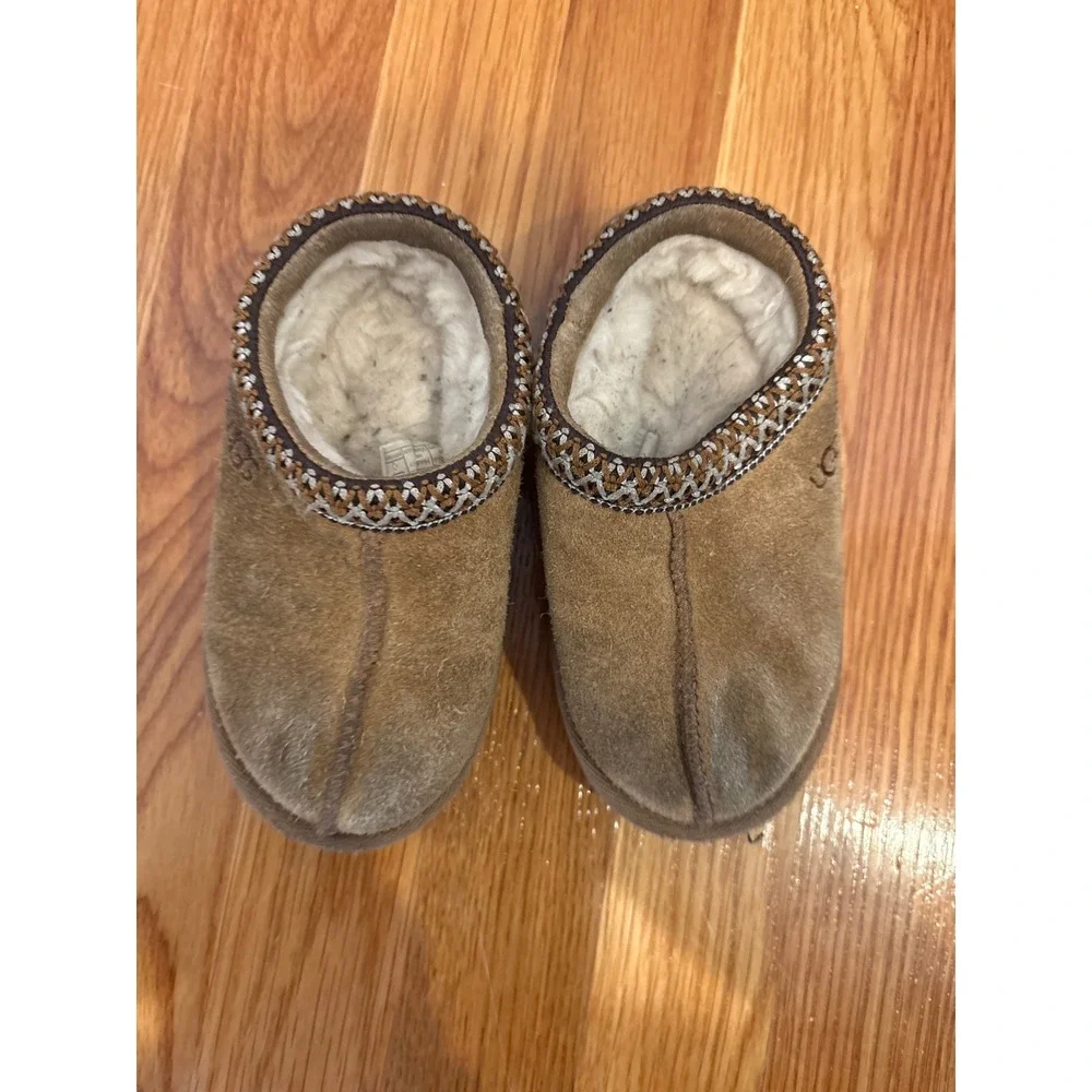 UGG‎ Australia Kids Brown Suede Shearling Lined Tasman Size 9